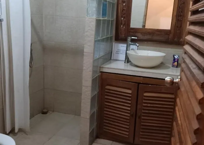 Cafe Locca Homestay Pensión