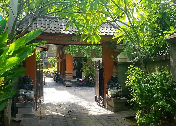 Pensión Cafe Locca Homestay 2*
