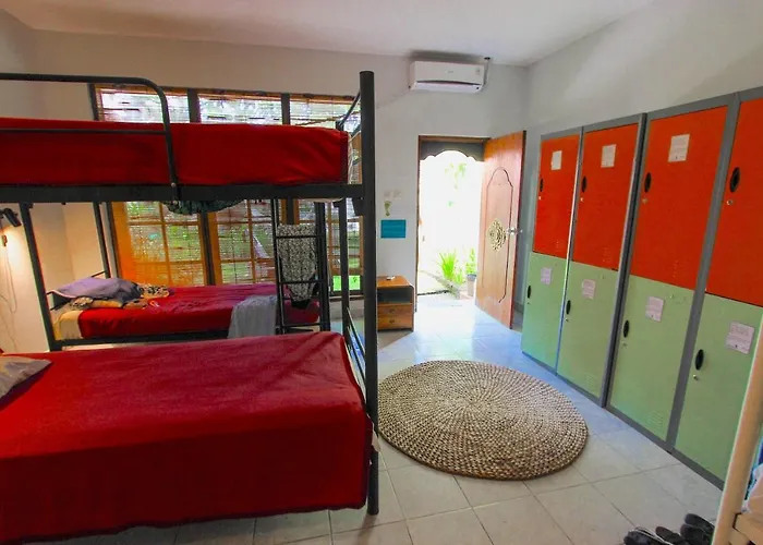 Cafe Locca Homestay Pensión
